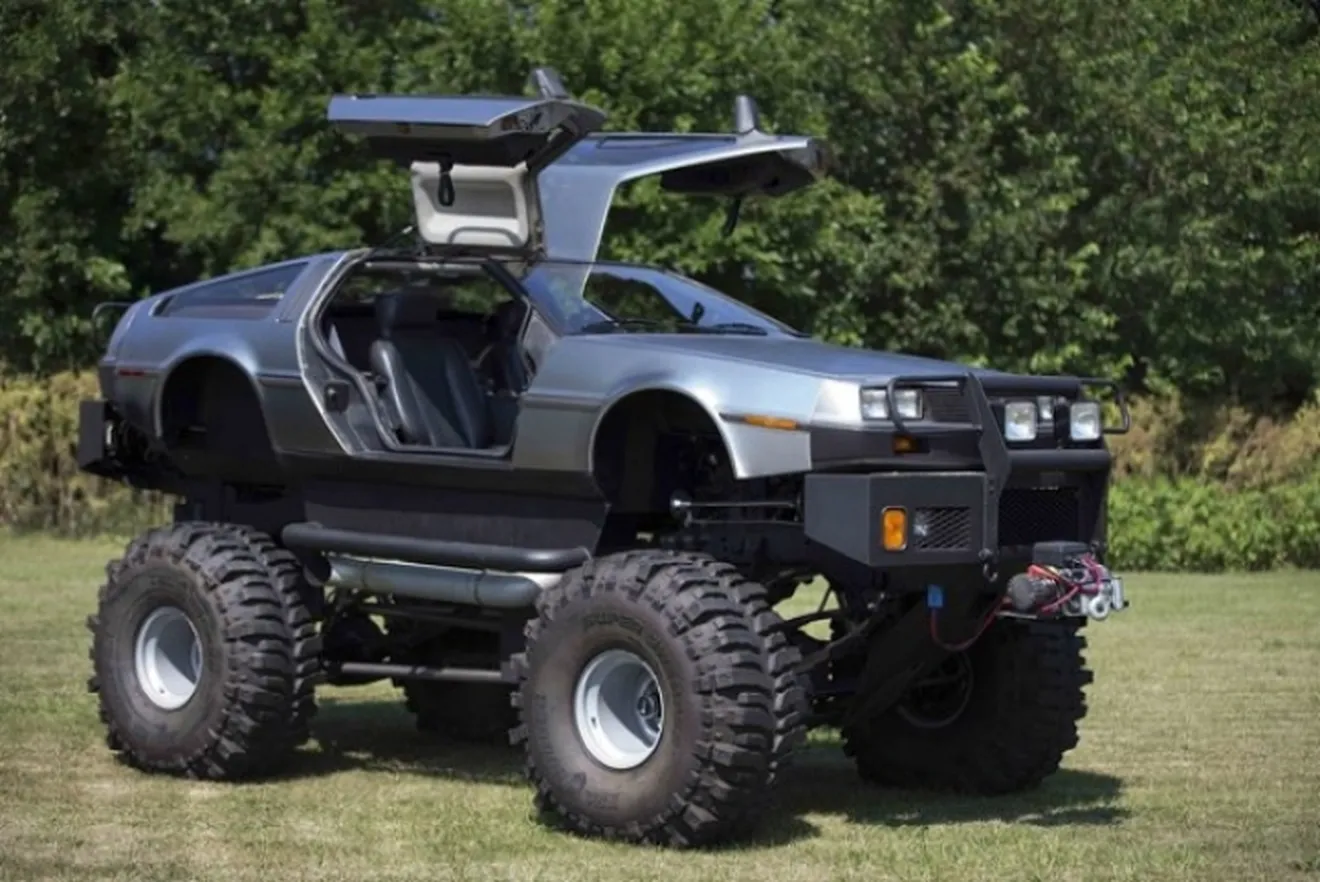 Los DeLorean más locos del mundo, con forma de cabrio, limusina o monster truck