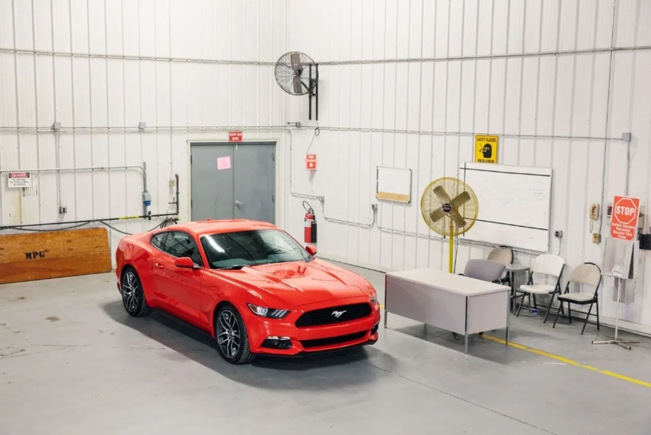 El Ford Mustang 2014 se destapa en nuevas imágenes