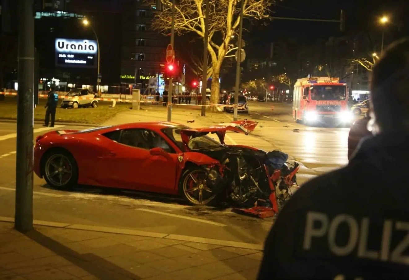 El Ferrari 458 Speciale sufre su primer accidente