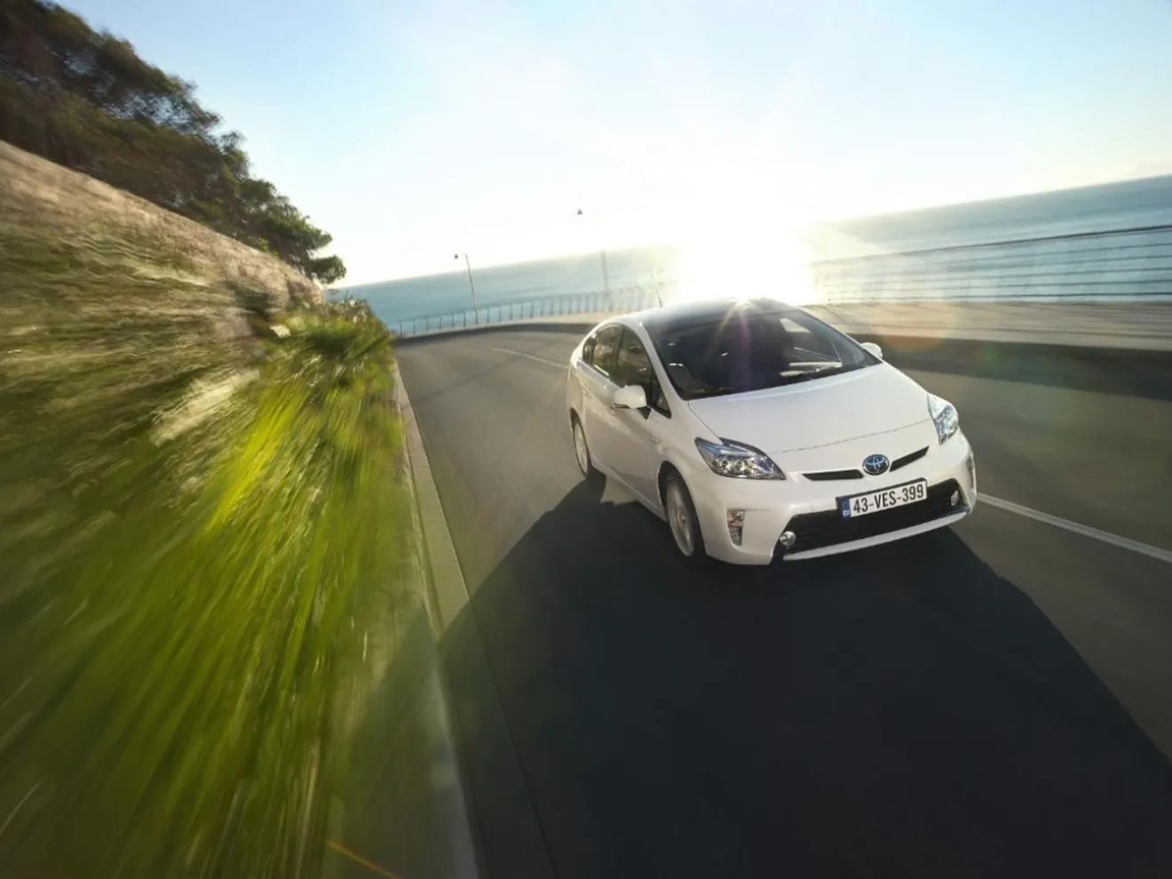 Llamada a revisión en el Toyota Prius de tercera generación, con actualización de software