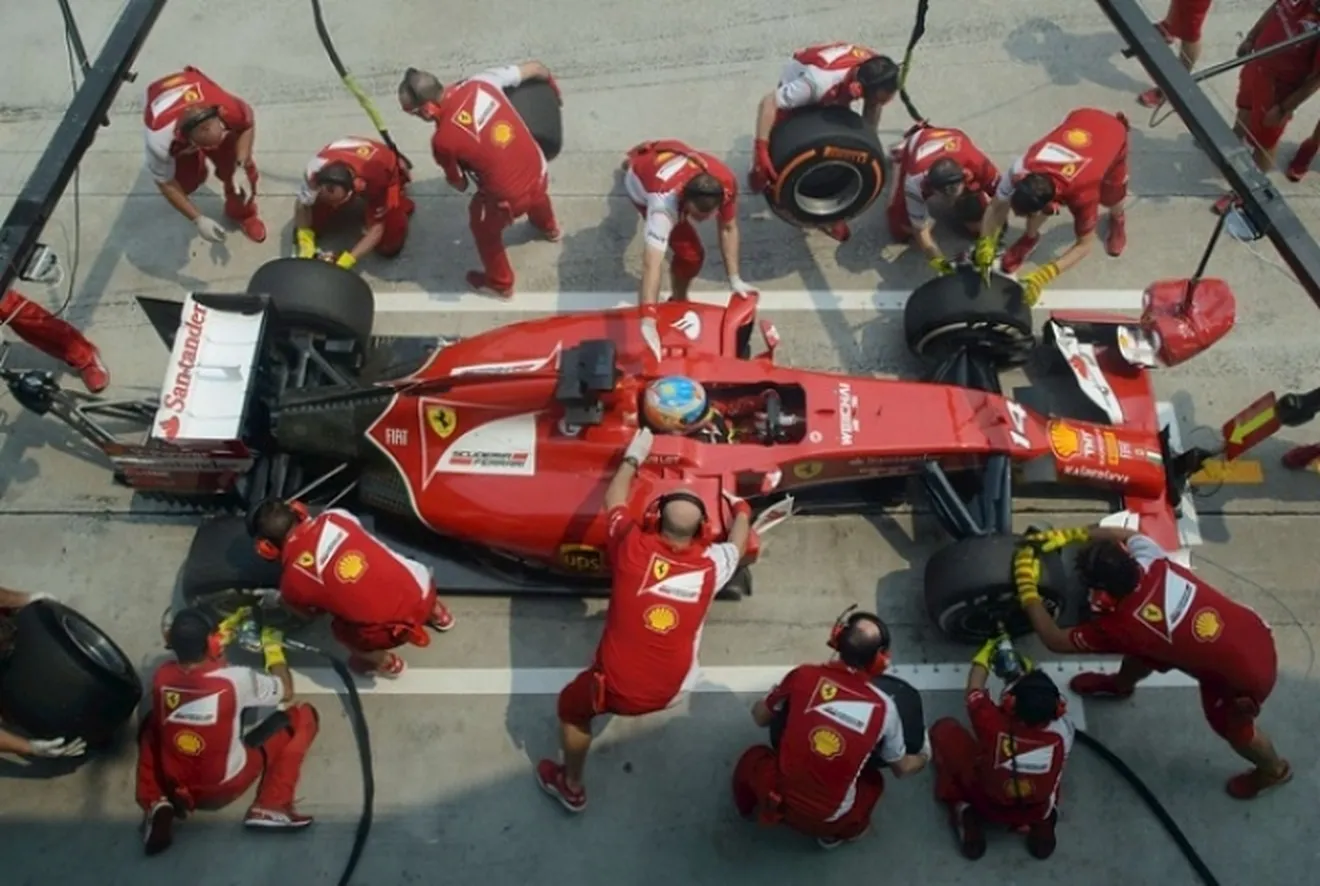 Fernando Alonso y Kimi Raikkonen confirman el progreso del Ferrari F14T