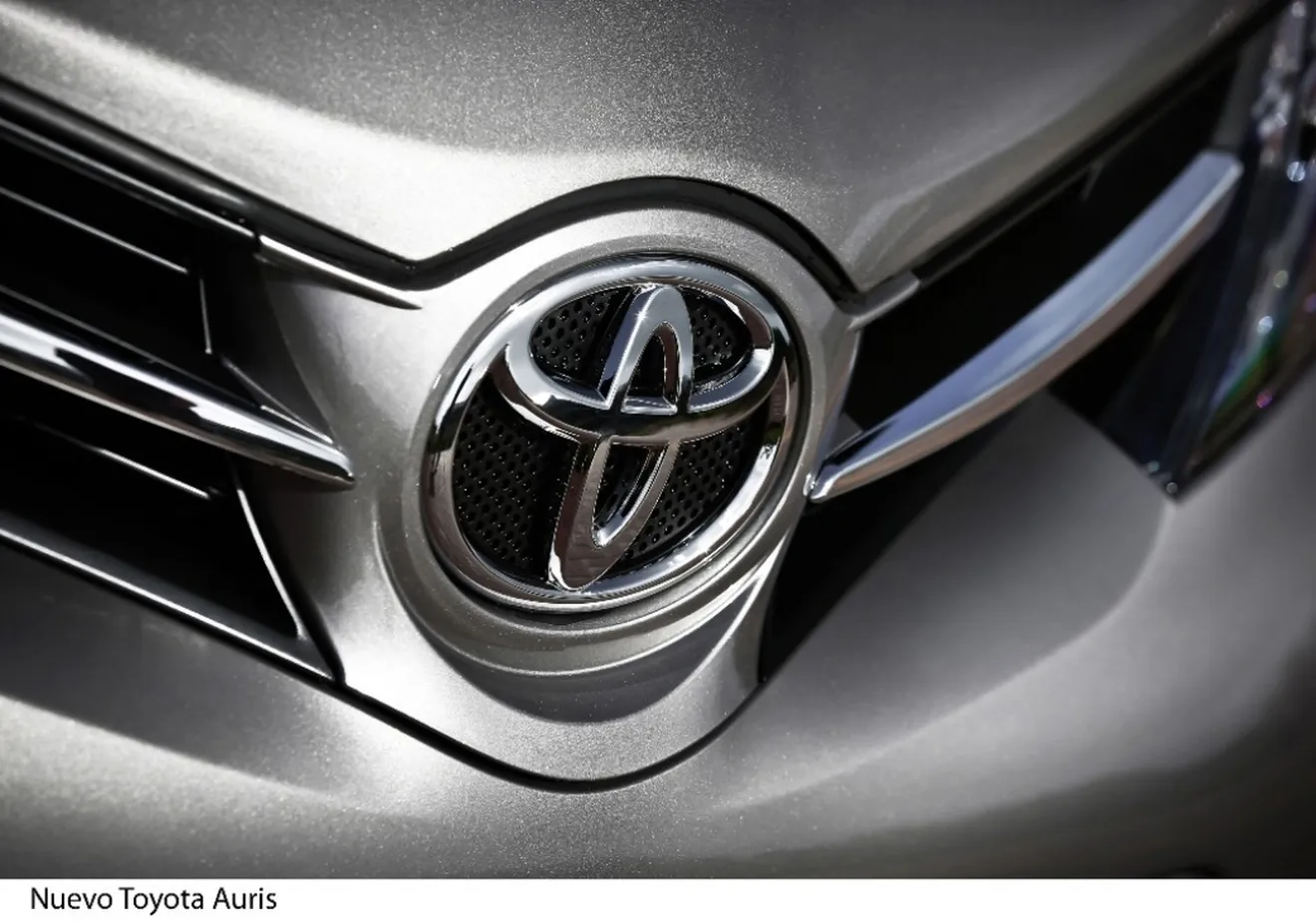 Toyota, multada con 1.200 millones de dólares por el problema de aceleraciones involuntarias