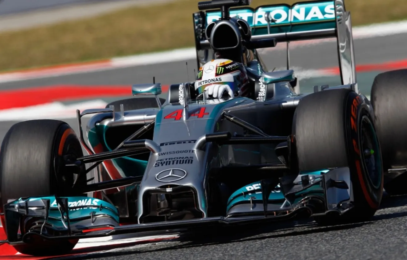 Hamilton y Rosberg no dan tregua en Montmeló