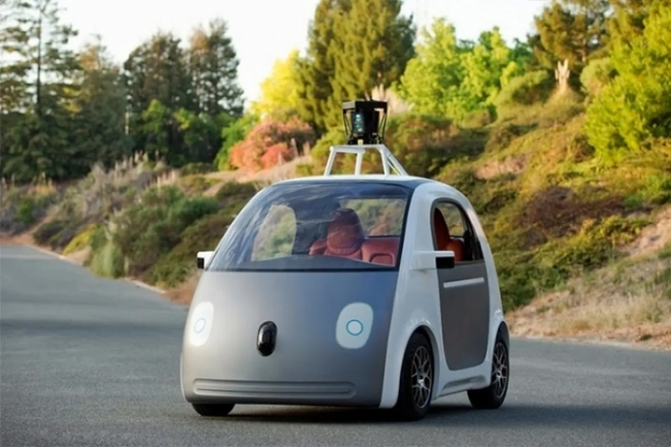 El primer coche autónomo propio de Google, sin volante ni pedales