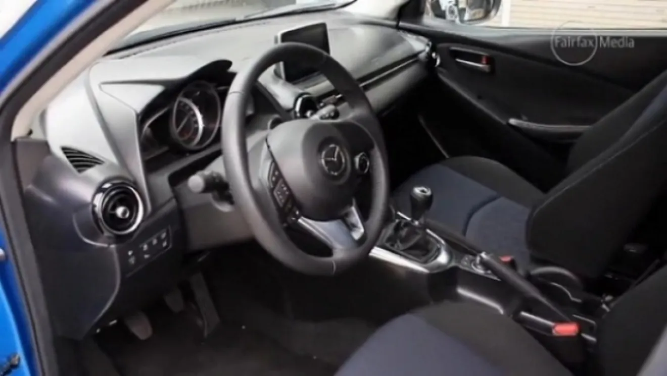 El nuevo Mazda 2 muestra su interior