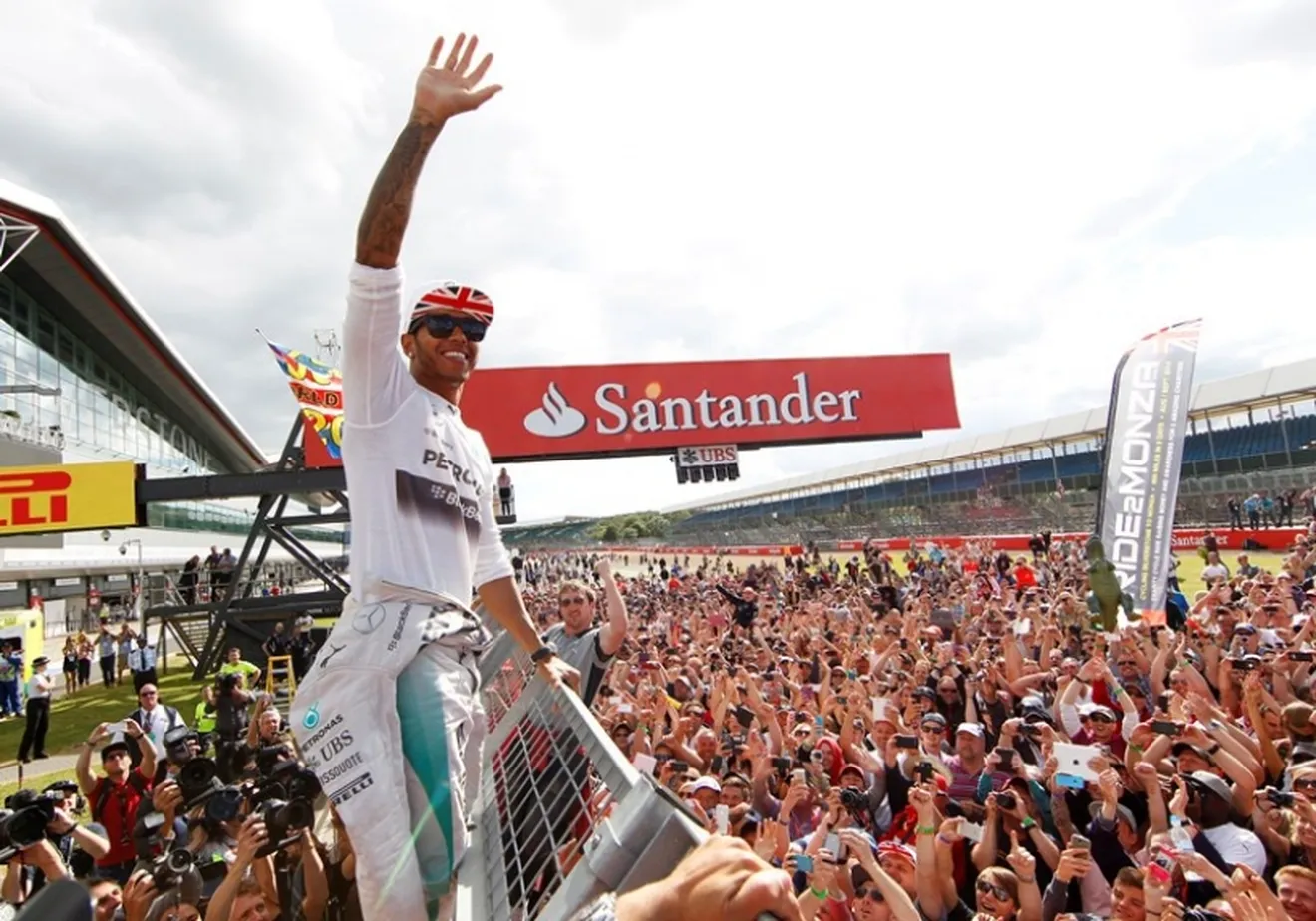 Lewis Hamilton avisa: ''Estamos de vuelta. Empezamos de nuevo''