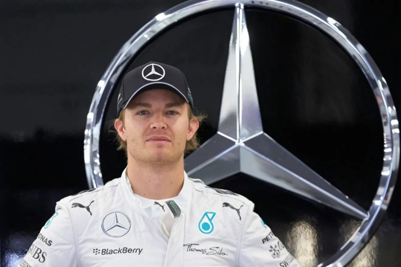 Rosberg renueva su contrato con Mercedes
