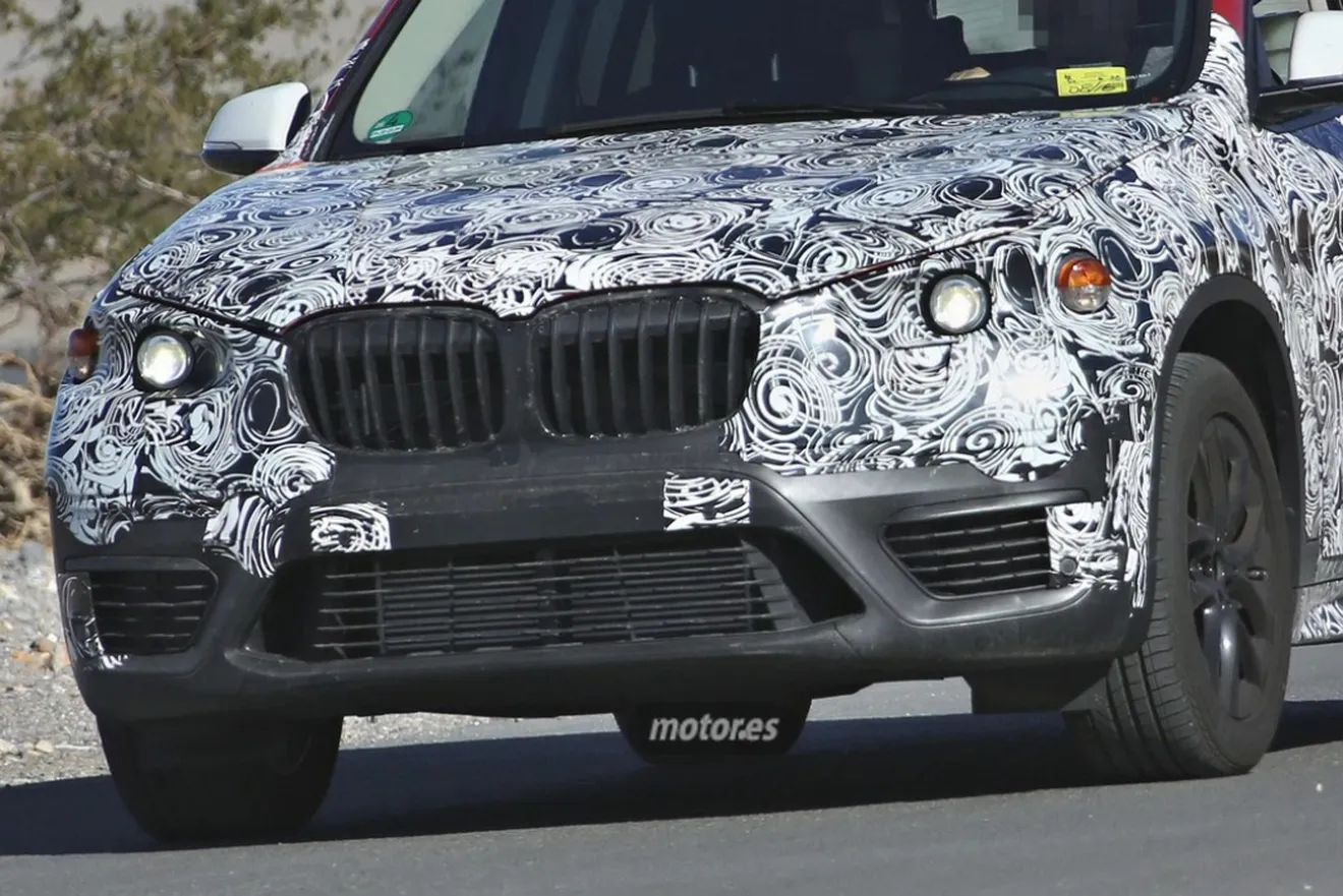 BMW X1 2015, el SUV alemán nos enseña su frontal