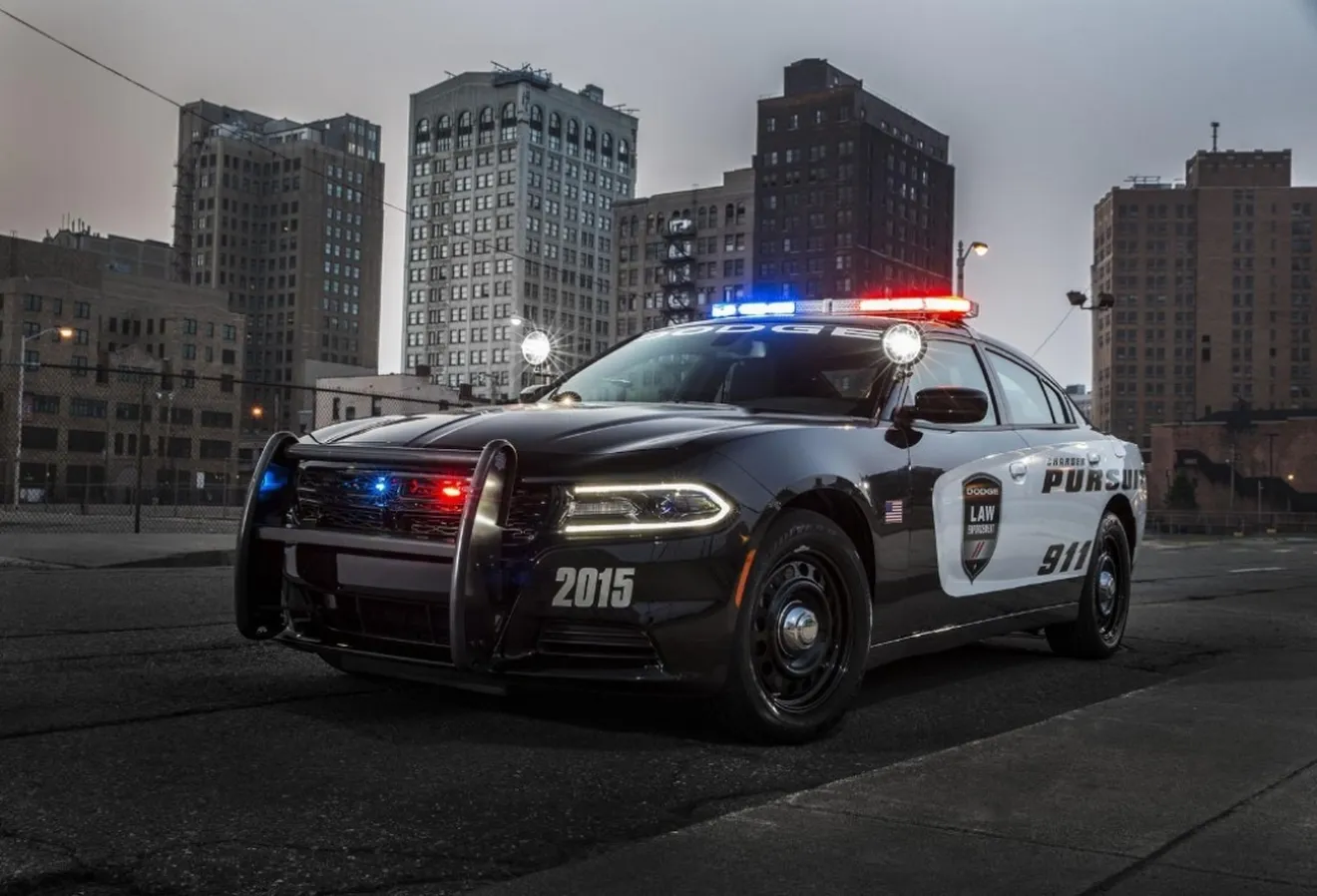 Dodge Charger Pursuit 2015, el coche de policía también se renueva