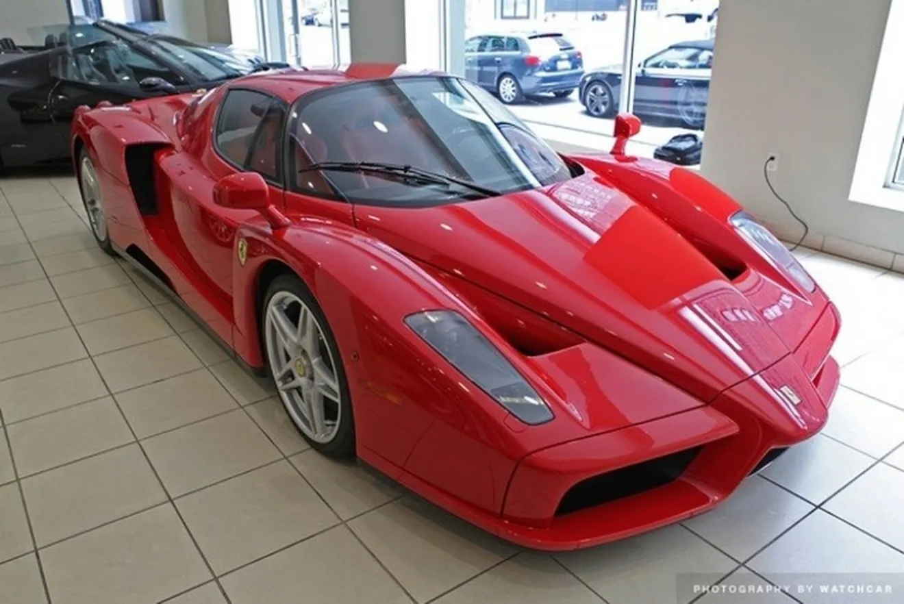 Un Ferrari Enzo de 2,4 millones, a la venta en eBay