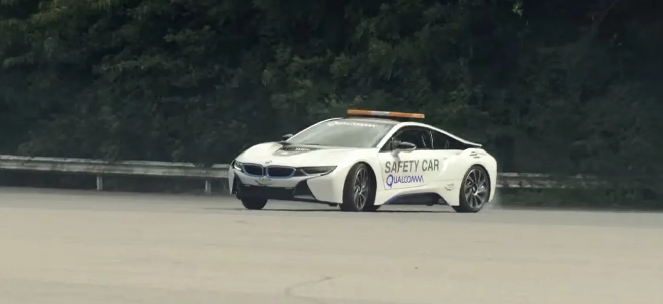 El BMW i8 también sabe hacer drift