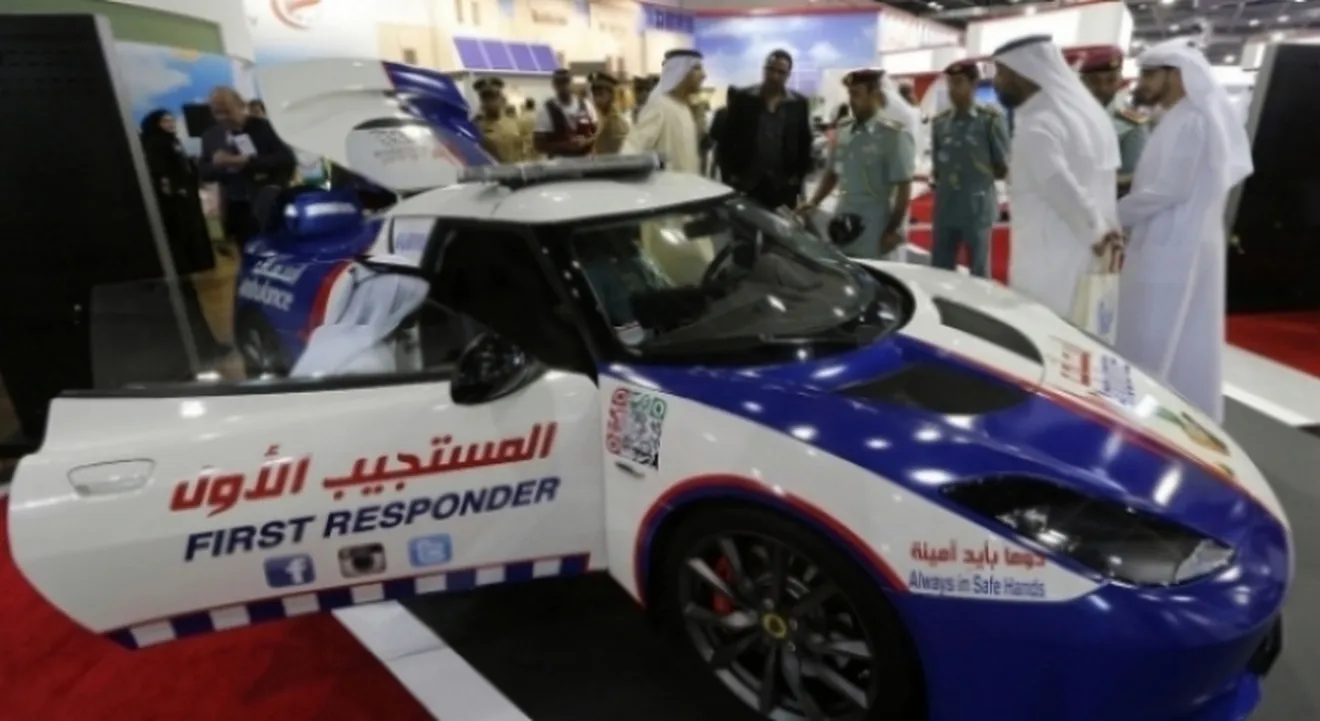 Un Lotus Evora convertido en ambulancia en Dubái