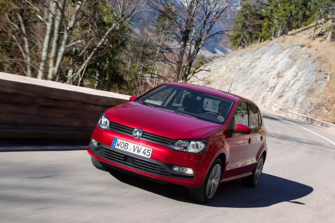 Alemania - Octubre 2014: Volkswagen monopoliza el podio