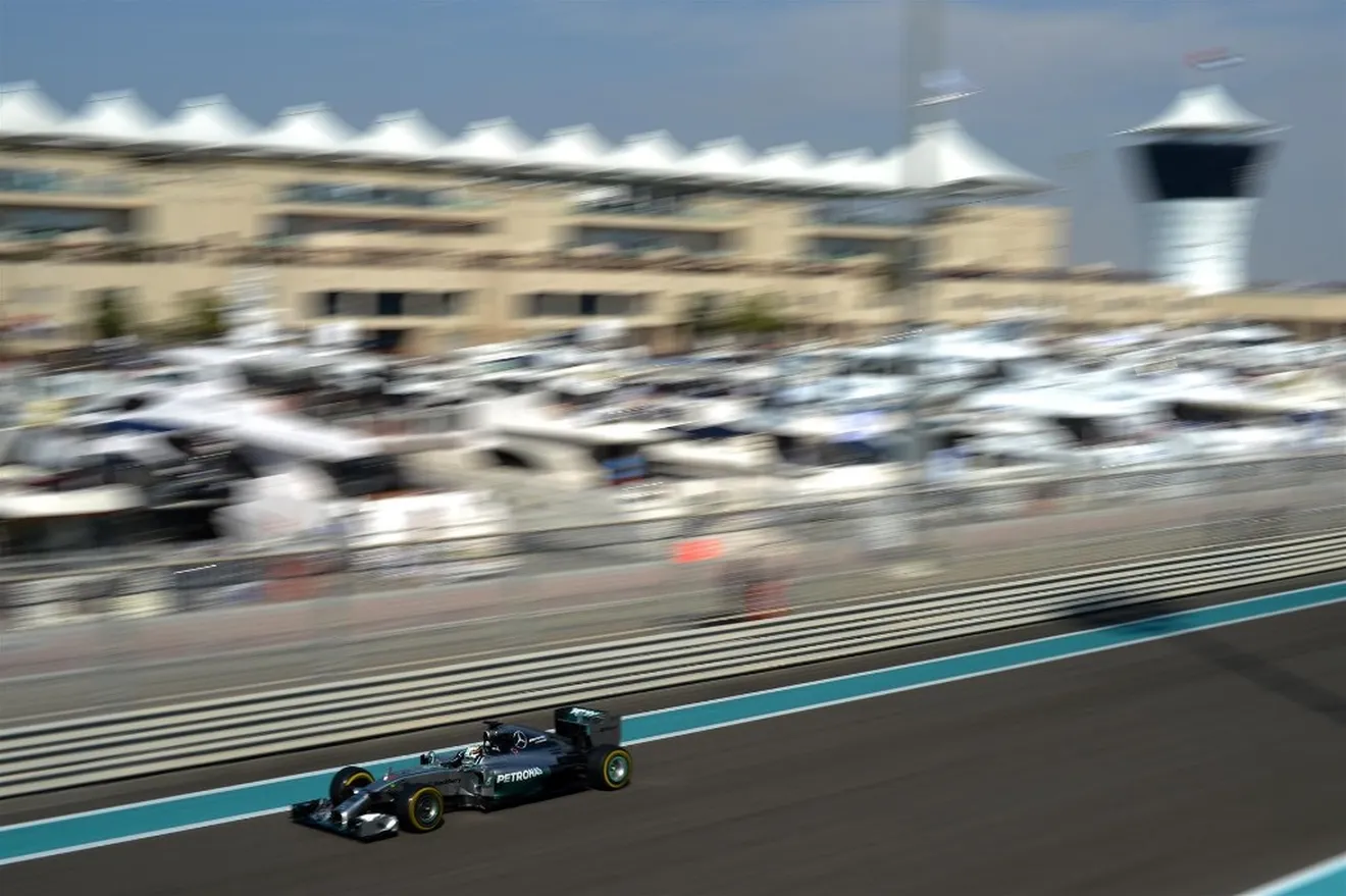 Hamilton domina la FP2, con problemas para Alonso