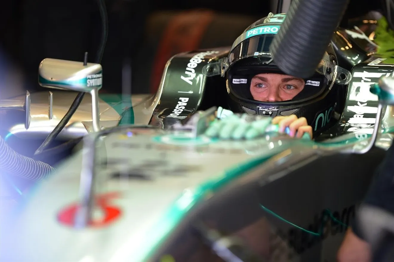 Rosberg logra la última pole del año