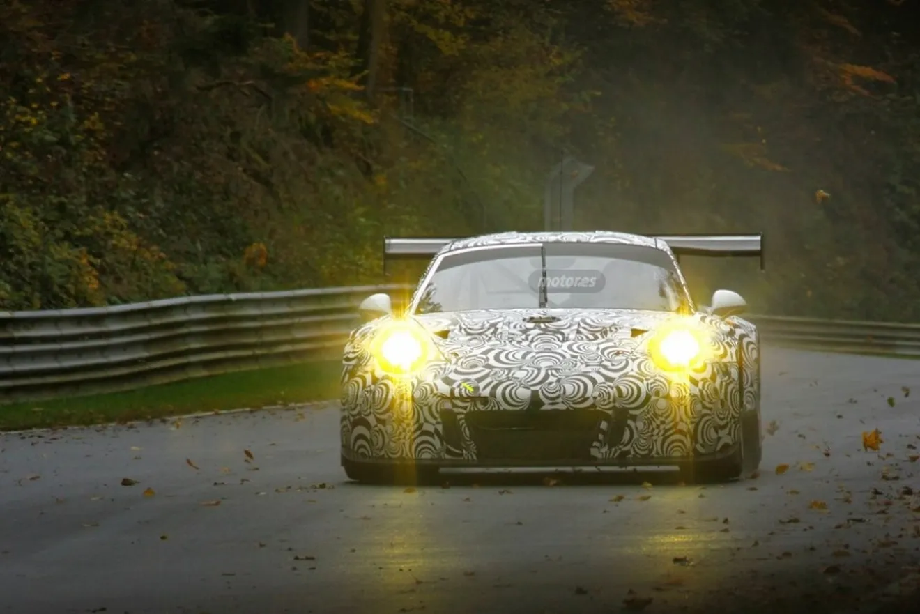 Porsche 911 RSR 2015, fotos espía en Nürburgring