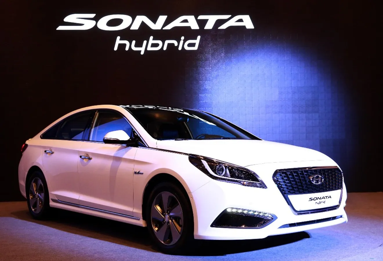Hyundai Sonata Hybrid 2015, los híbridos también gustan en Hyundai