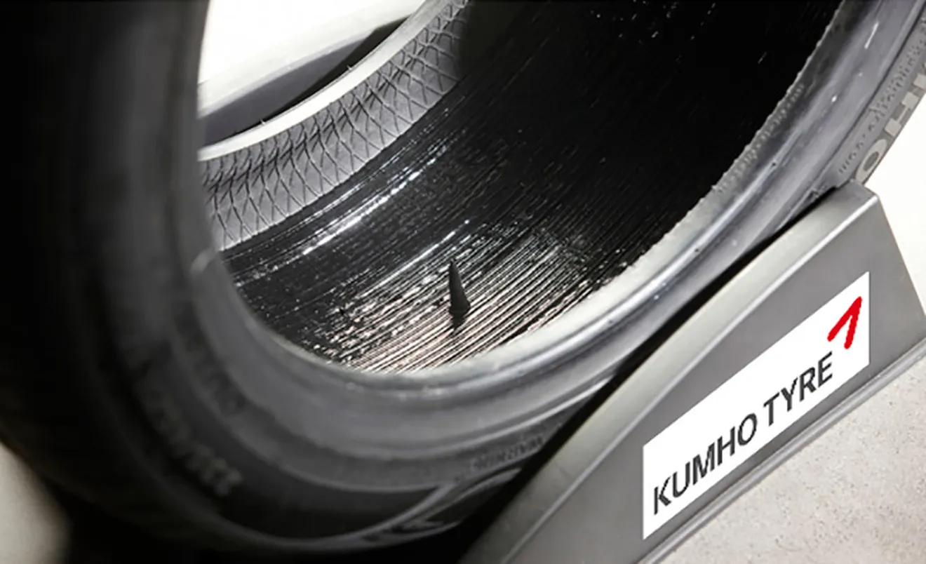 Kumho Tyre desarrolla su primer neumático autosellante