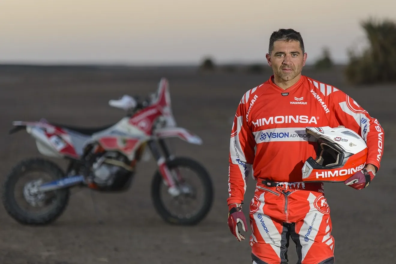 Miguel Puertas: ''Quiero completar los 100.000km en el Rally Dakar 2015''