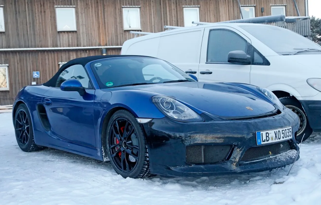 Porsche Boxster GT4 2015, avistado en el frío norte