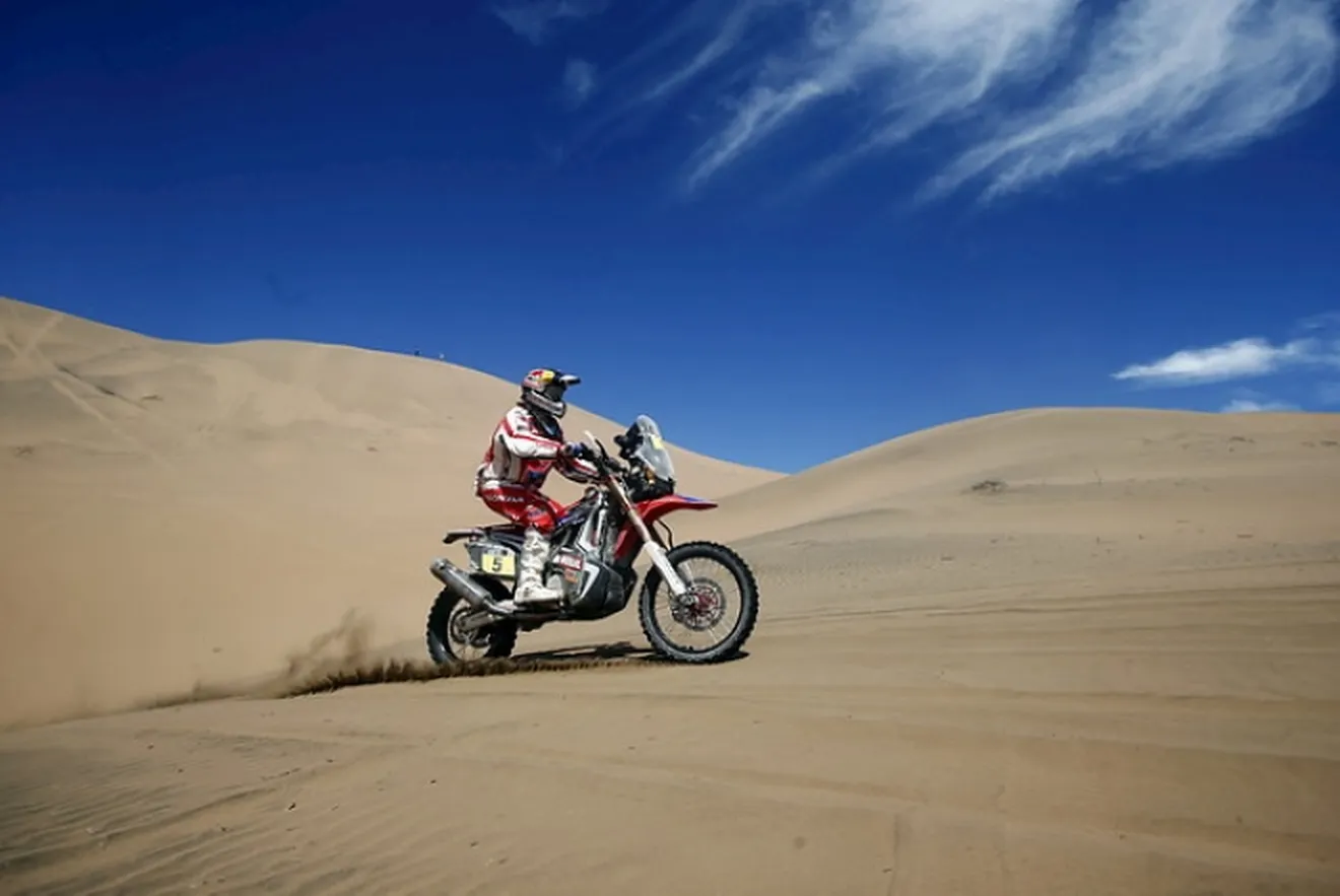 Dakar 2015 - Resumen Etapa 6: Rodrigues gana la batalla al australiano Price