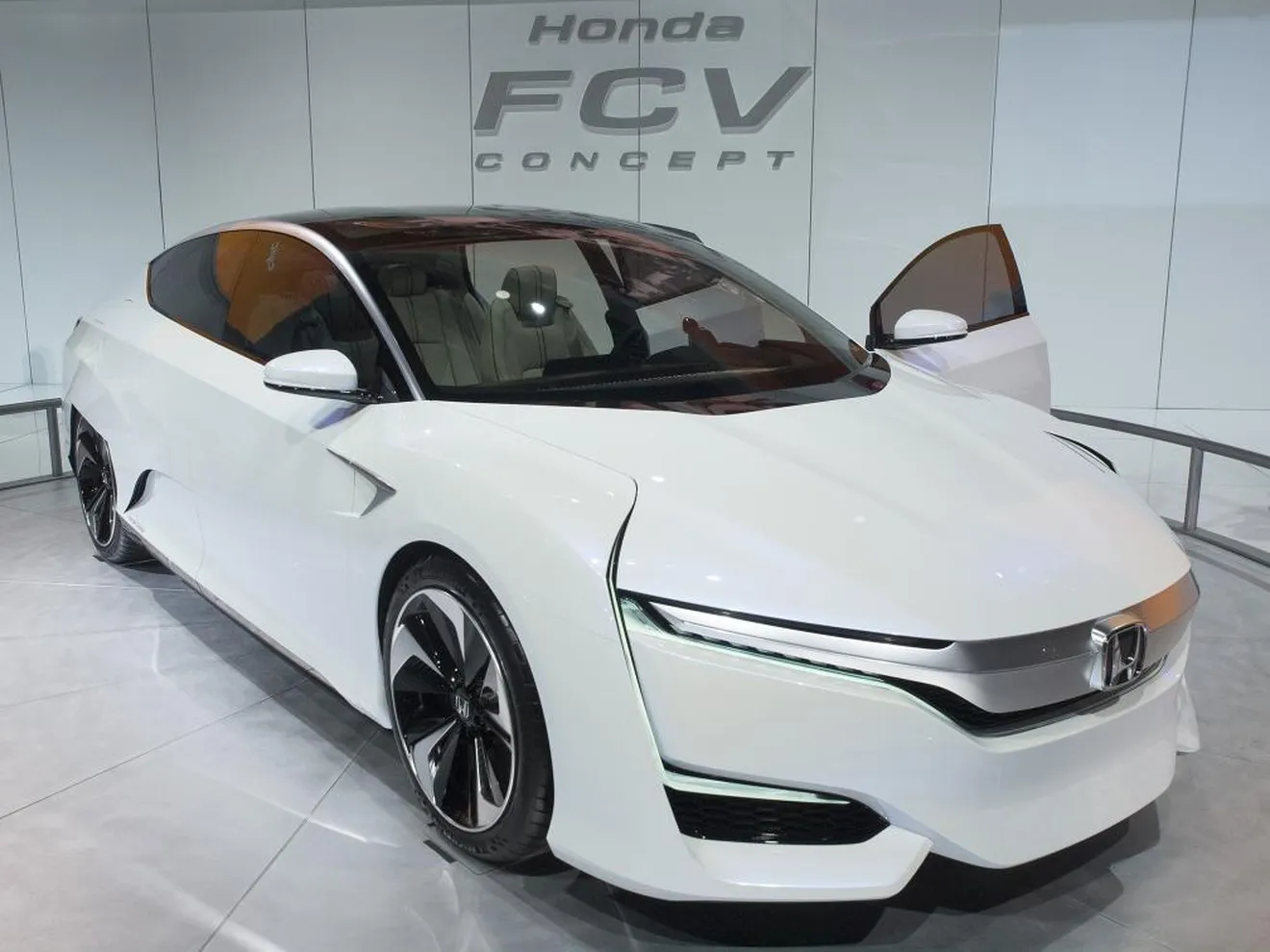 Honda FCV Concept, el hidrógeno también está presente en el Salón de Detroit 2015