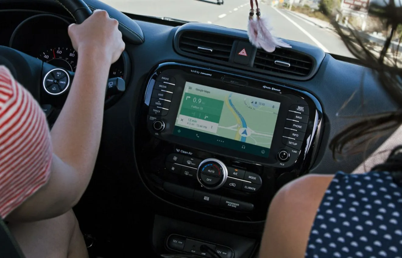 ¿Qué nos pueden ofrecer Android Auto y CarPlay a nuestro vehículo?