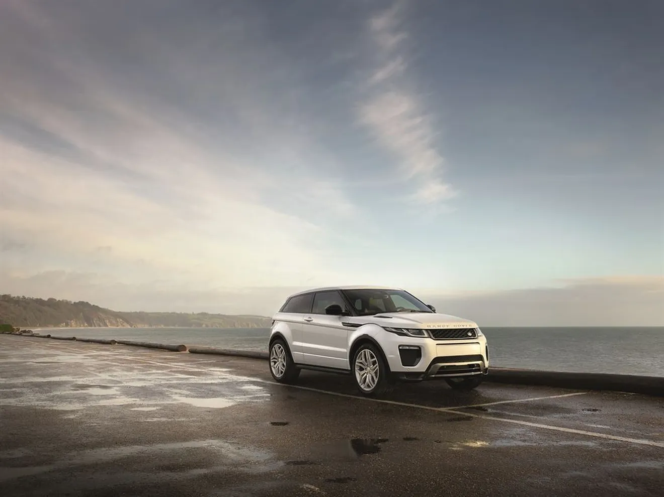 Range Rover Evoque 2015, al estilo se le une la eficiencia