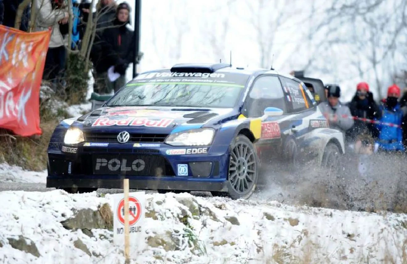 Un fotógrafo es atropellado en el Rally de Suecia 2015