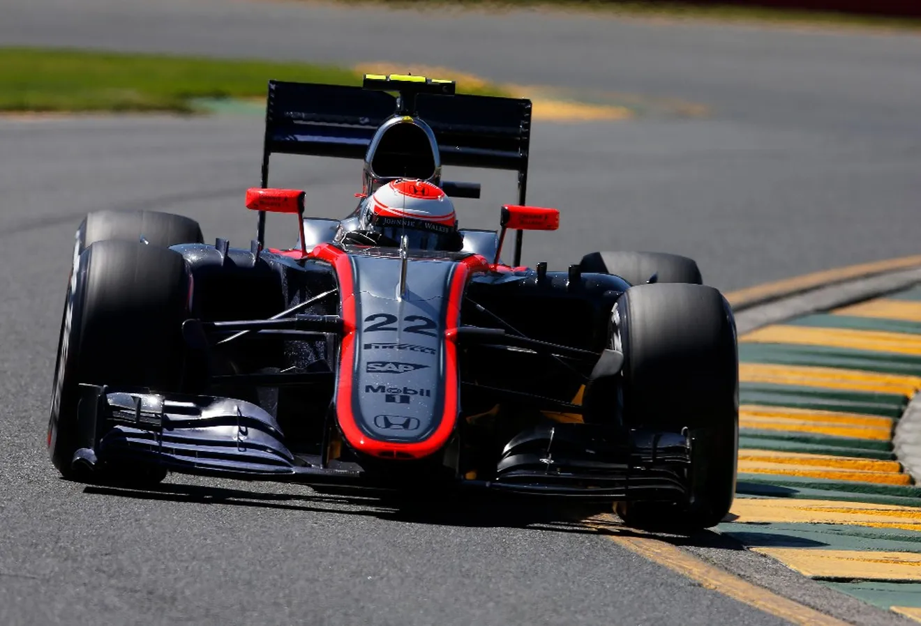 McLaren consigue terminar en Australia