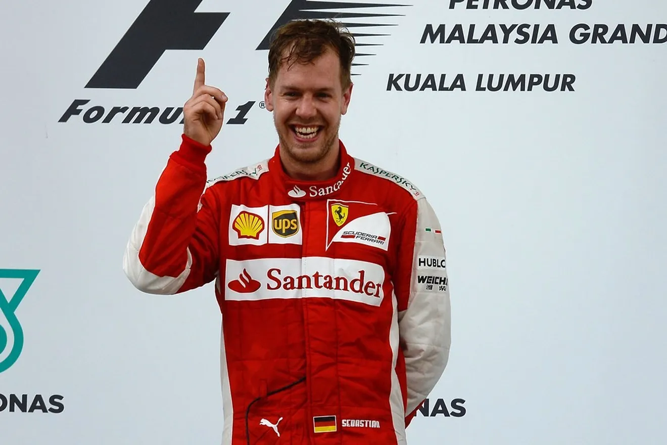 Vettel tras su primera victoria con Ferrari: ''Quiero emborracharme''