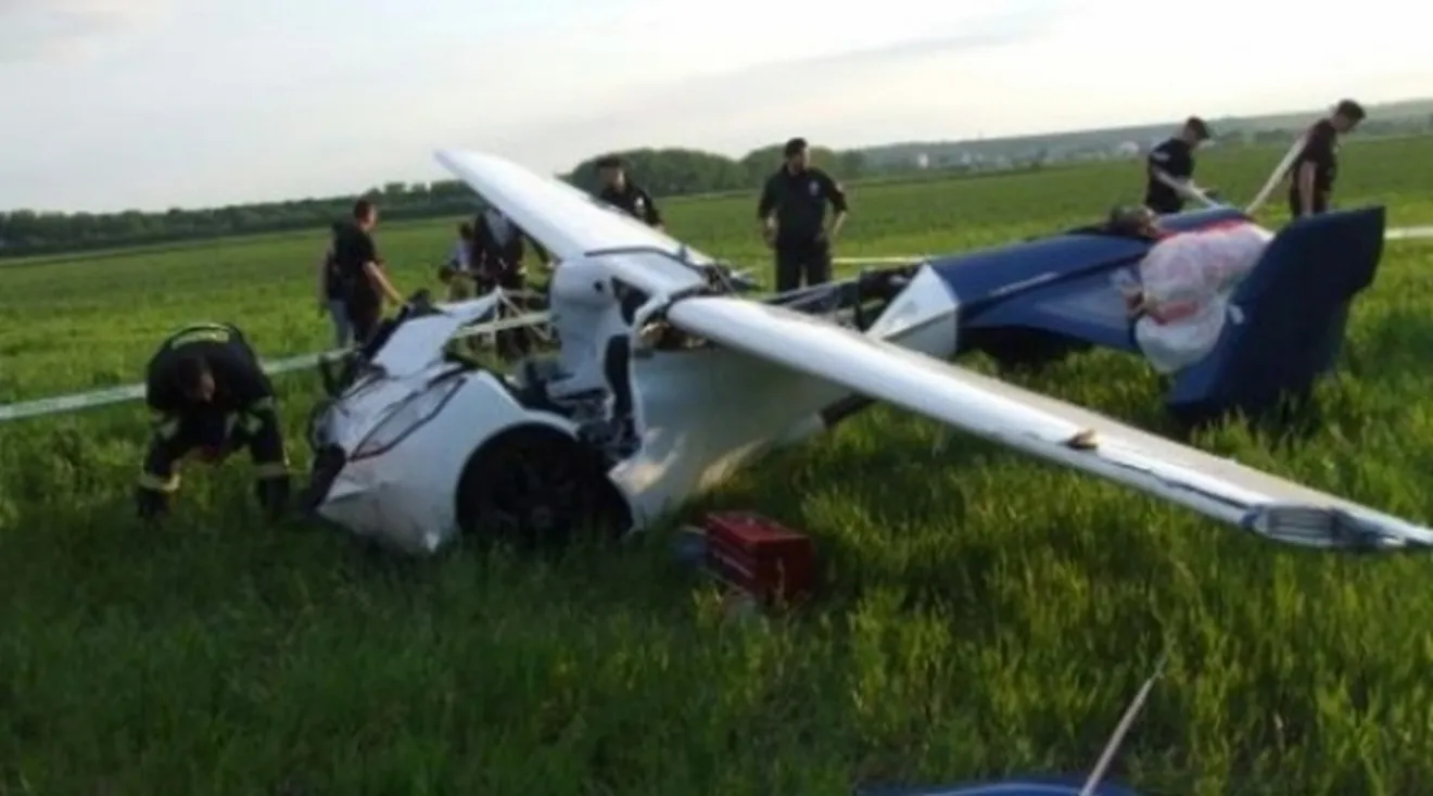 El coche volador Aeromobil se estrella en medio de una prueba