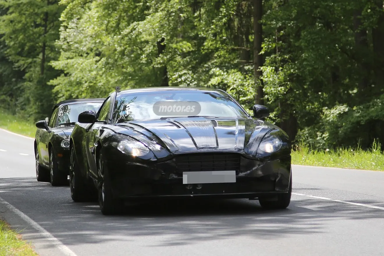 El Aston Martin DB11 se pasea de nuevo por Nürburgring menos camuflado