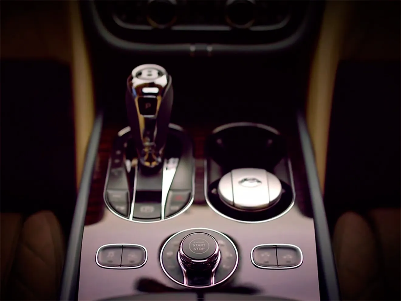 Bentley nos adelanta la tecnología y parte del interior del Bentayga