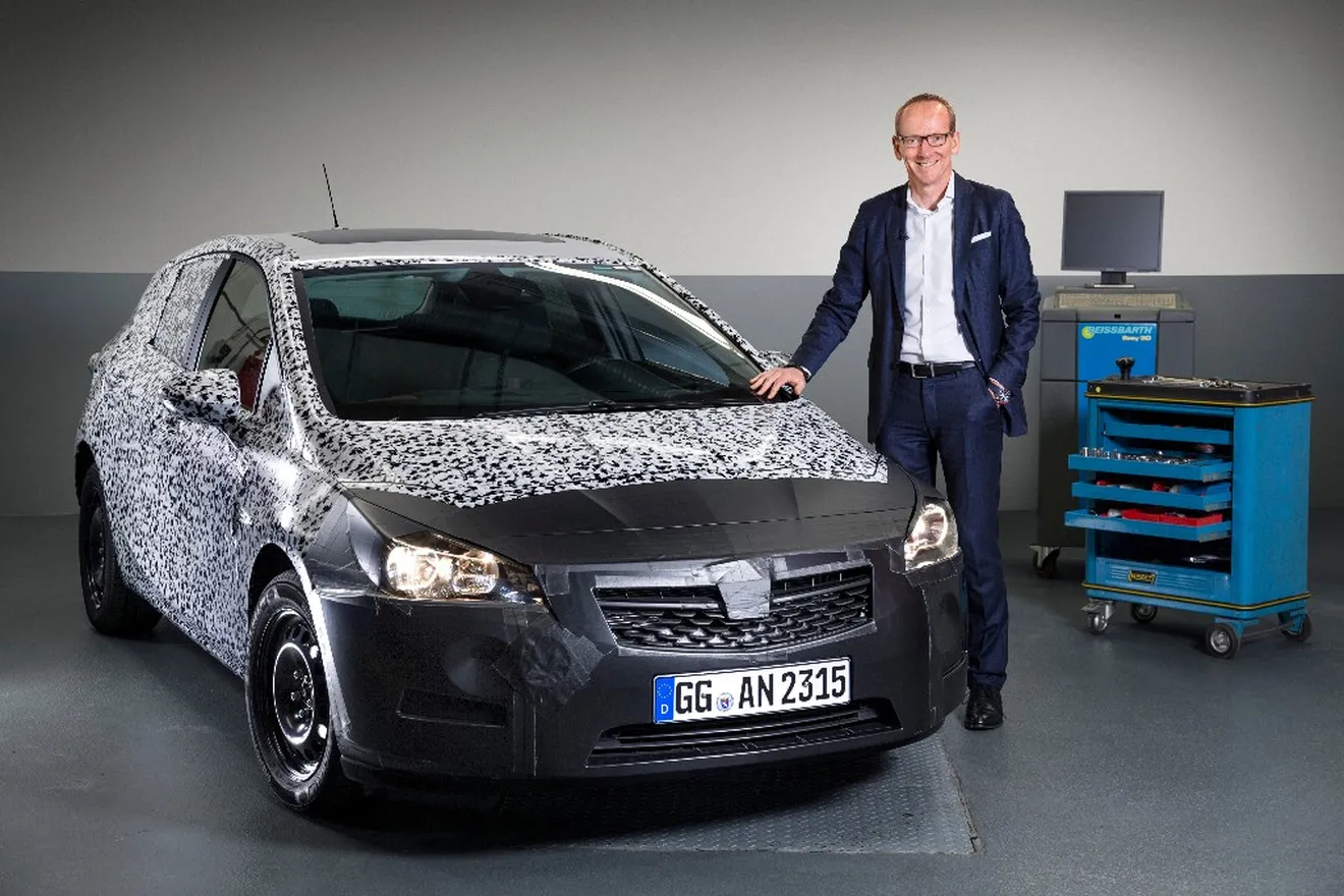 Opel Astra 2016, presentación en septiembre: conoce un adelanto en vídeo