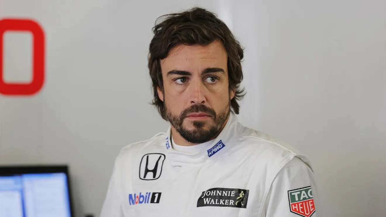Alonso estrena morro corto...y sanción