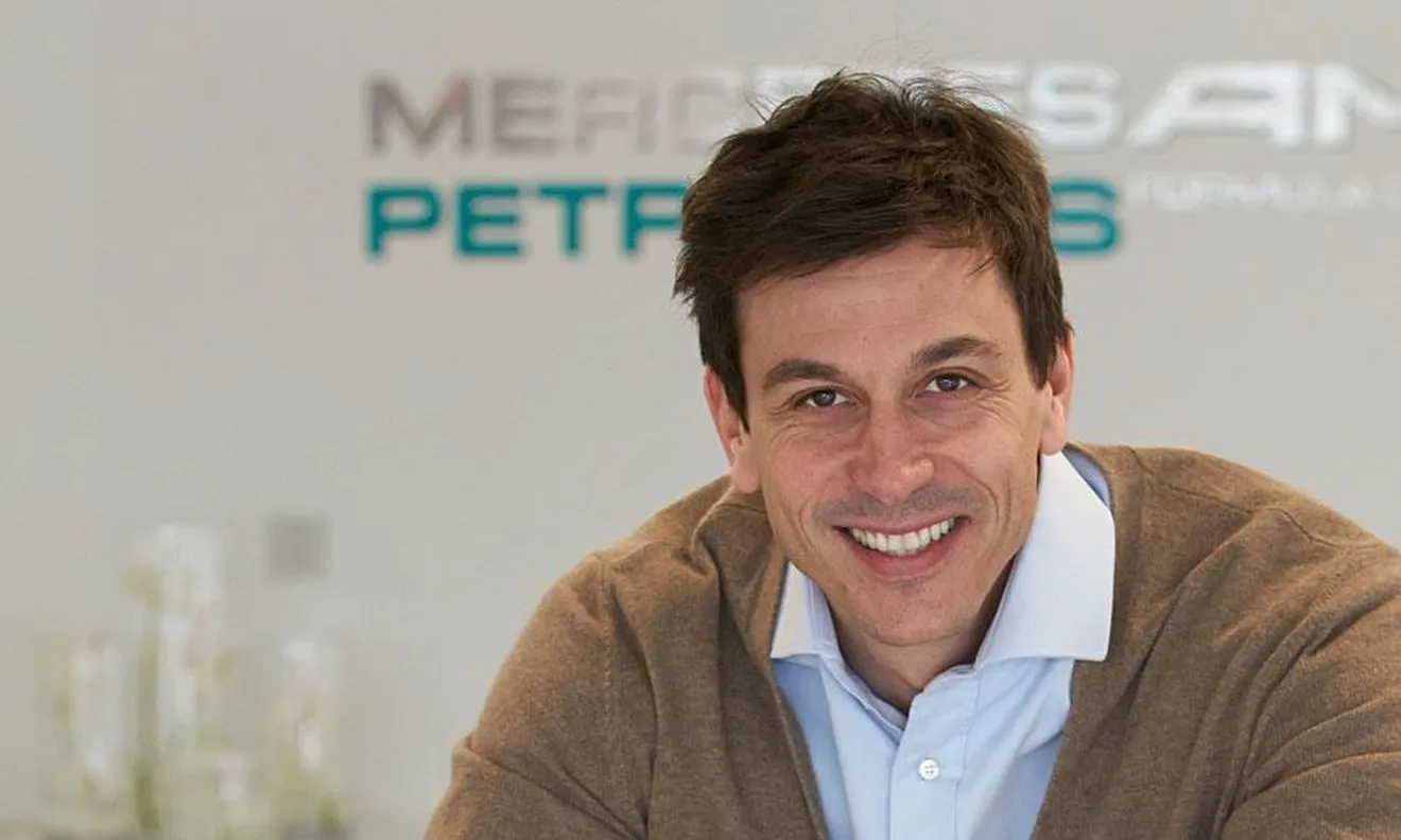 Mercedes, dispuesta a negociar un cambio en las reglas de motor para 2016