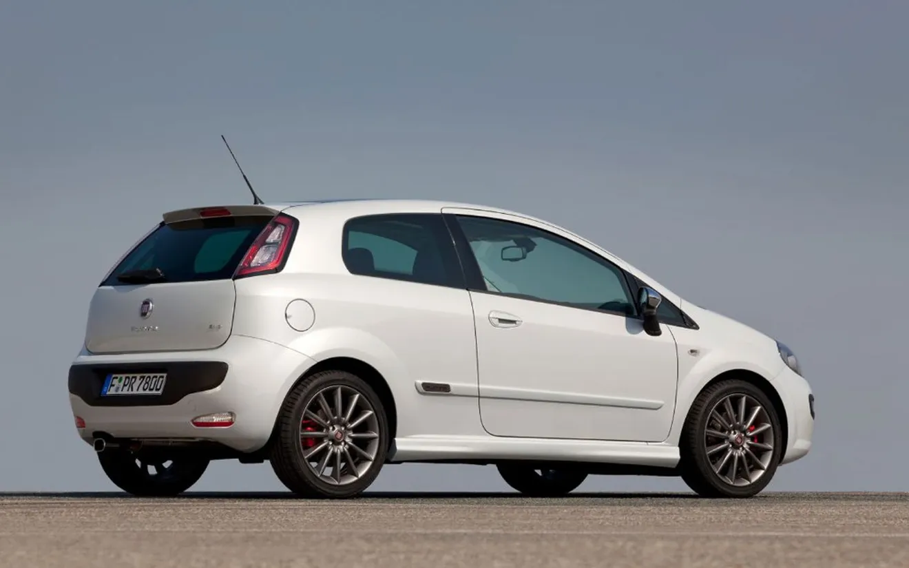 Italia - Mayo 2015: El Fiat Punto sigue conquistando al público