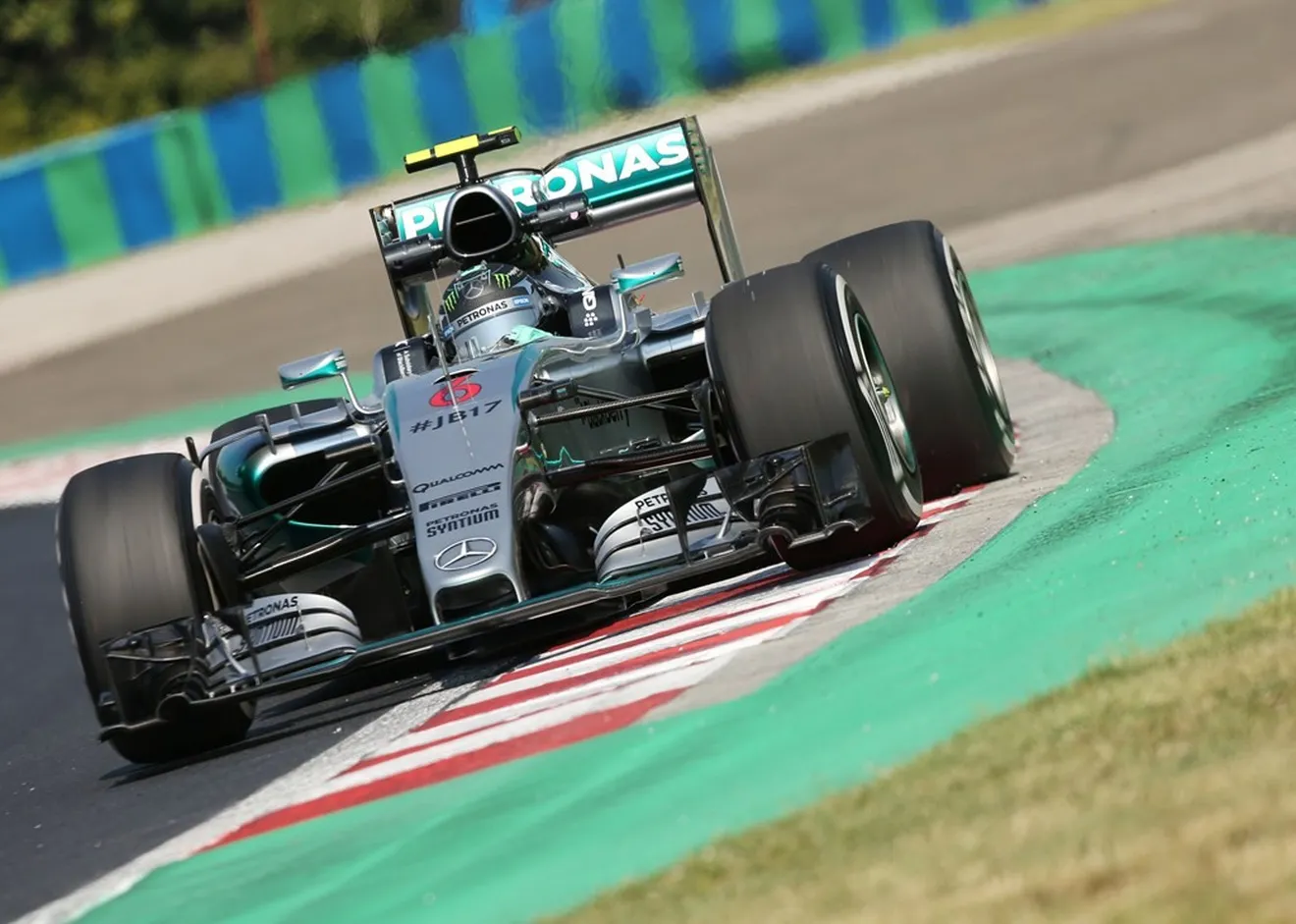 Hungría baja del podio a los Mercedes año y medio después