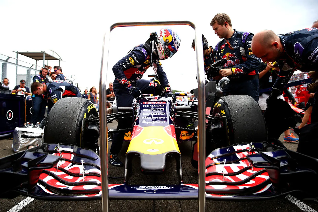 Red Bull asume que Ricciardo sufrirá pronto su segunda sanción de motor