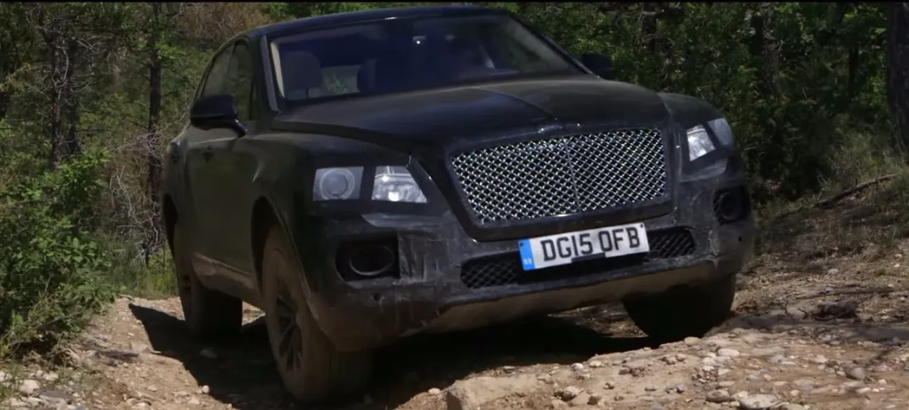 Bentley muestra al Bentayga por caminos offroad en el norte de España
