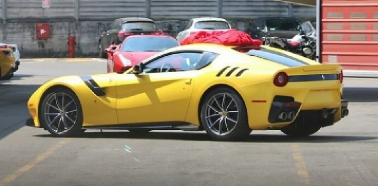 Descubierto el Ferrari F12 Speciale/GTO campando al natural