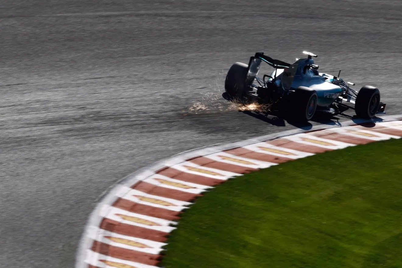 Hamilton arrasa en Spa con su décima pole del año