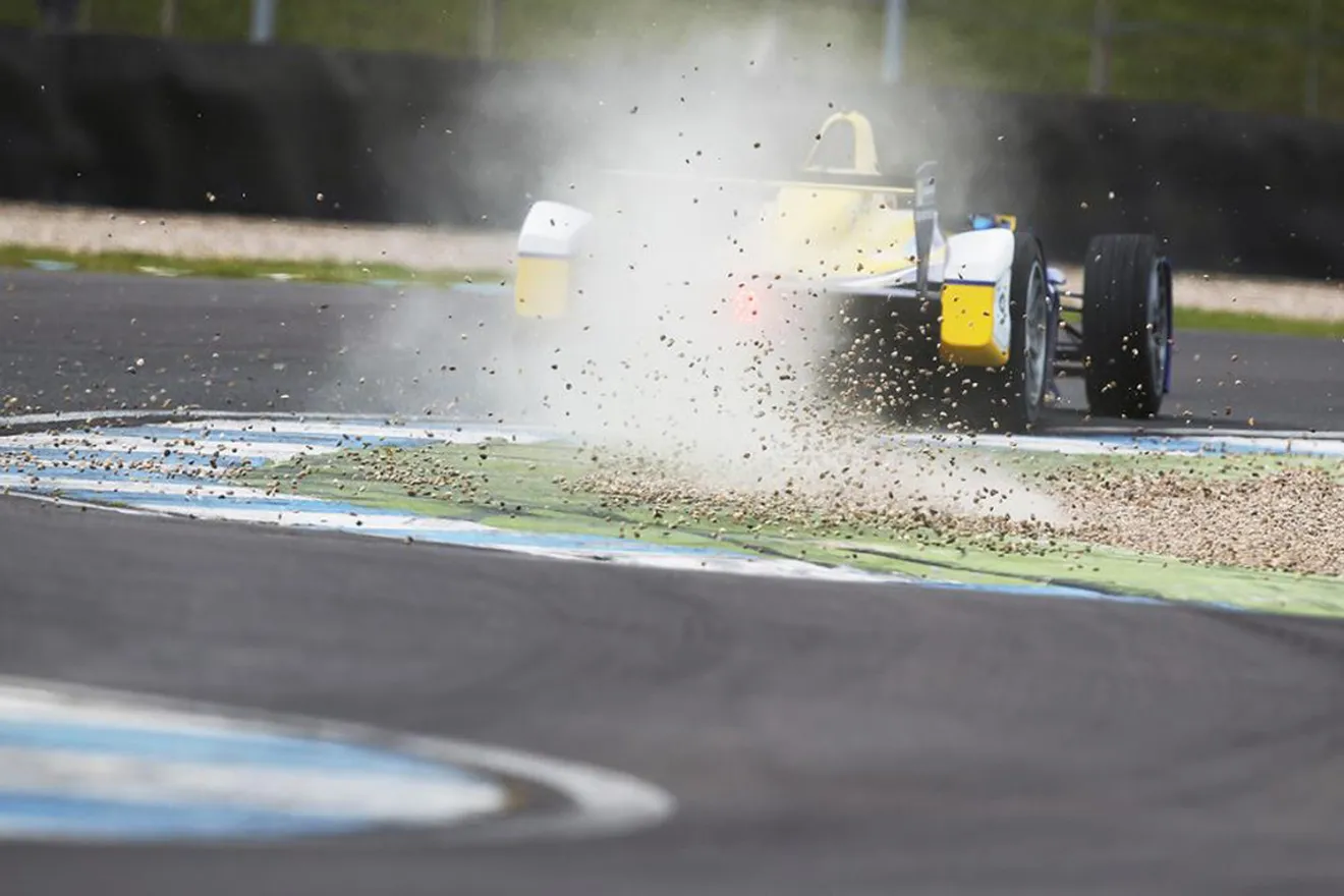 Sébastien Buemi bate el récord de un Fórmula E en Donington