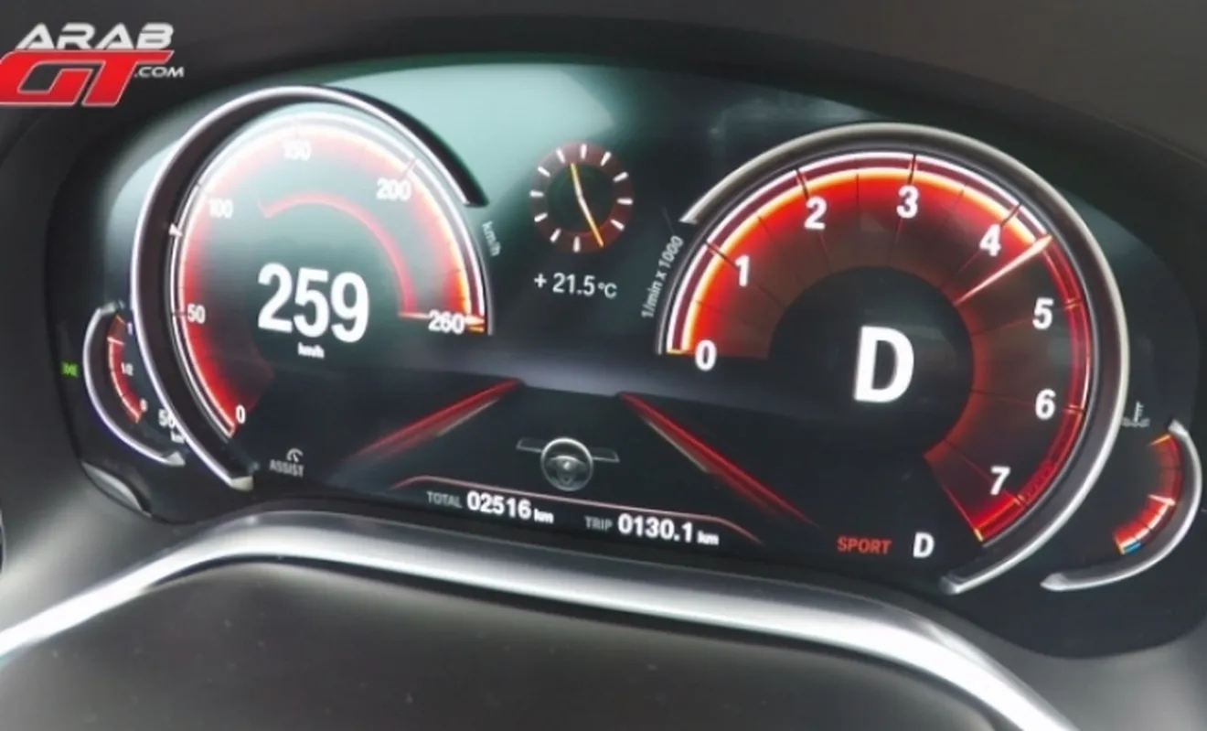 Comprueba cómo el BMW 750i 2016 pasa de 0 a 225 Km/h