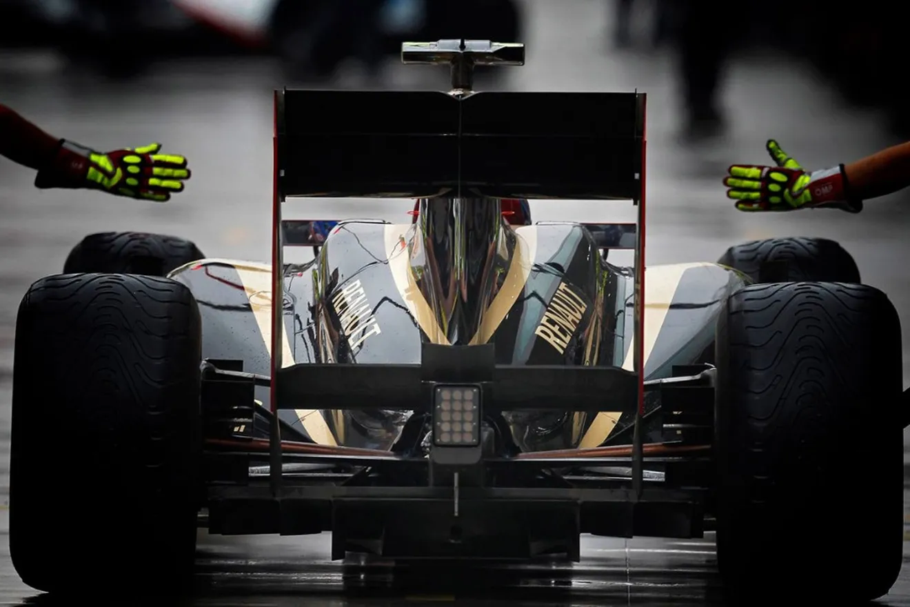 Renault da los primeros pasos oficiales para comprar Lotus