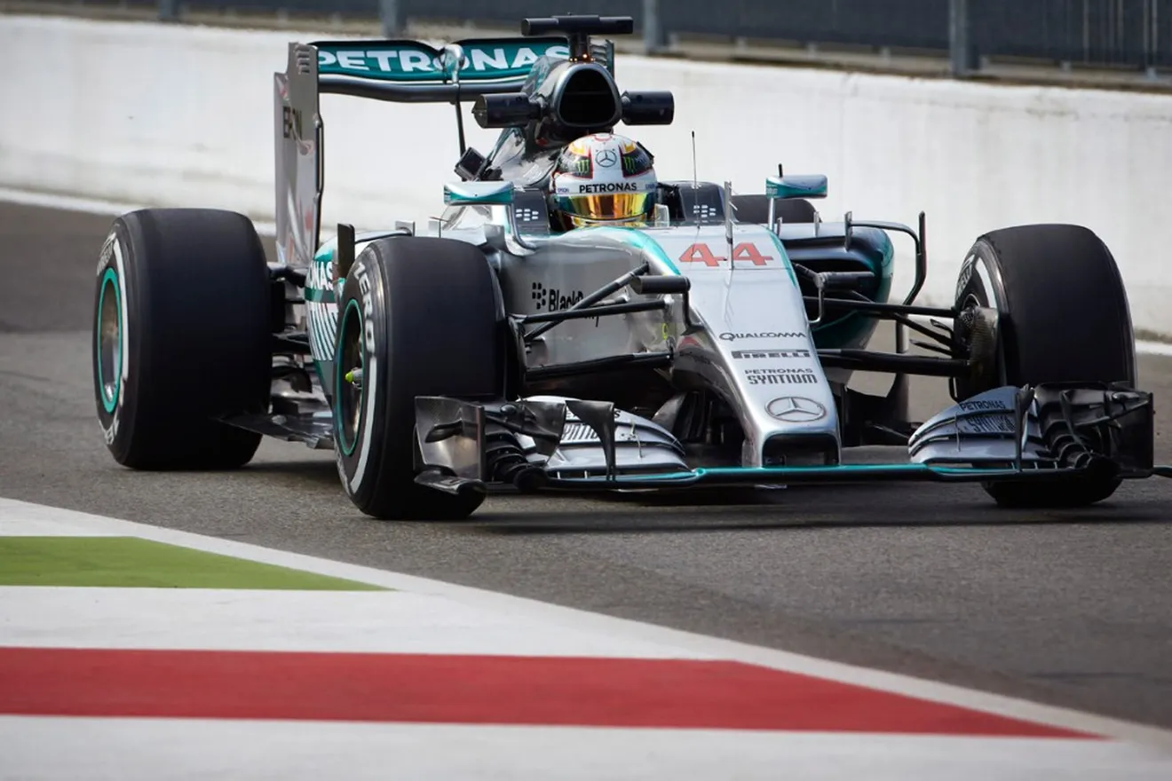 Hamilton suma también los mojados terceros libres en Monza