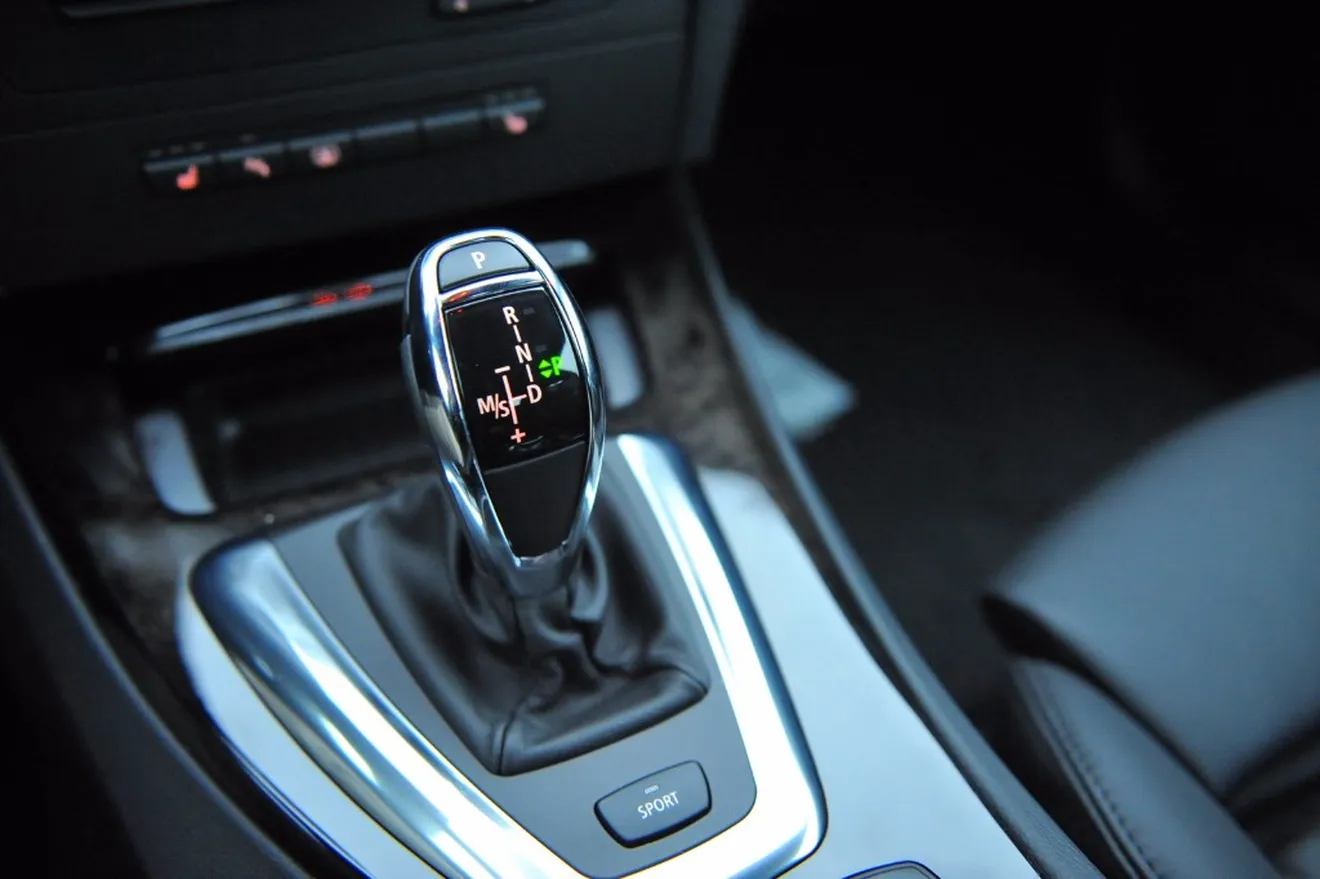 BMW montará en sus modelos de tracción delantera transmisiones de doble embrague