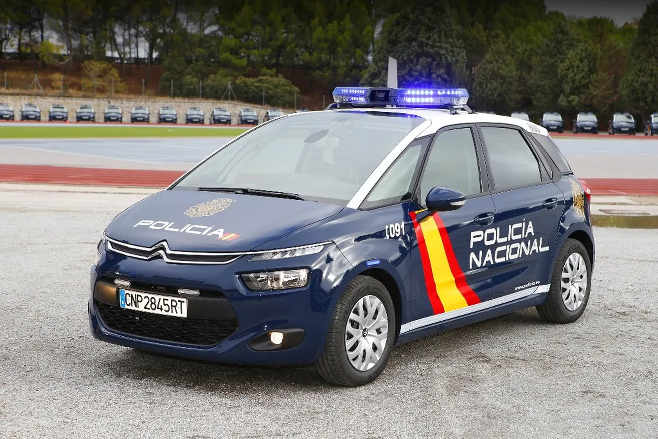 La Policía Nacional estrena más de novecientos Citroën C4 Picasso