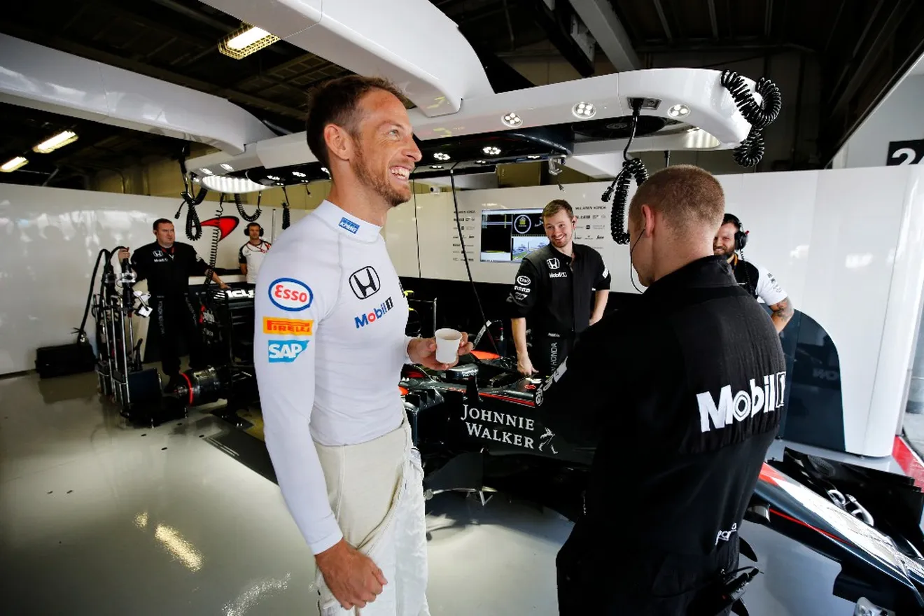 Mansell cree que Button aún puede ser campeón con McLaren